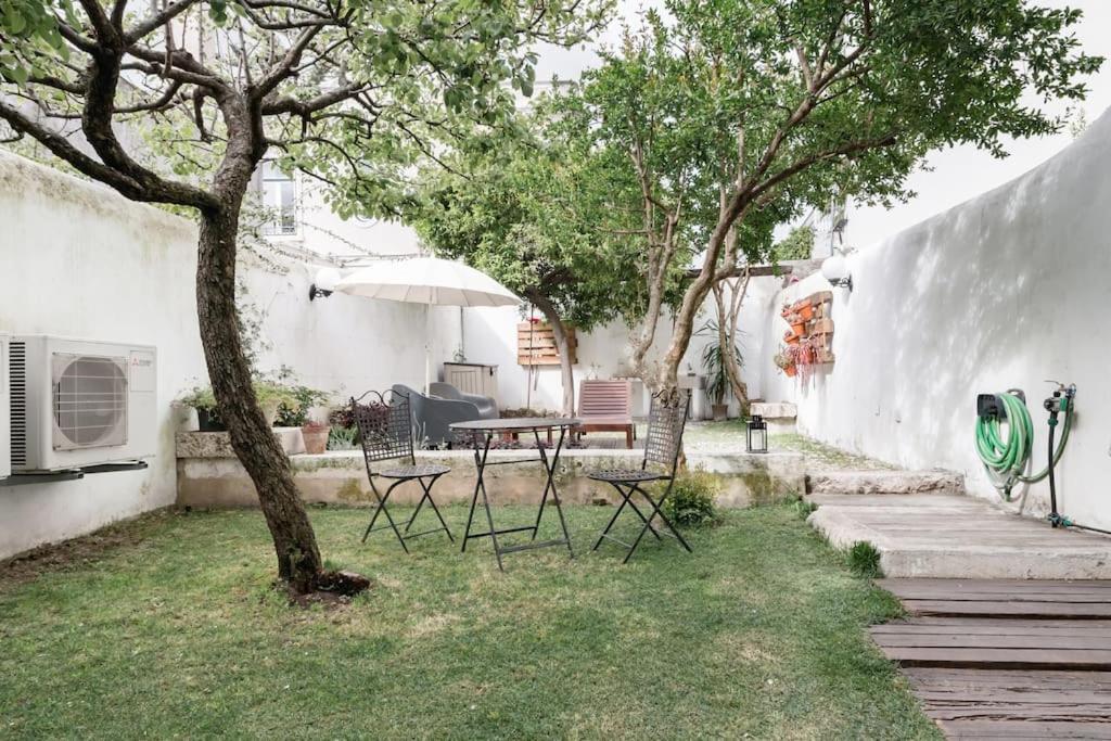 Apartamento Garden Oasis With Patio *