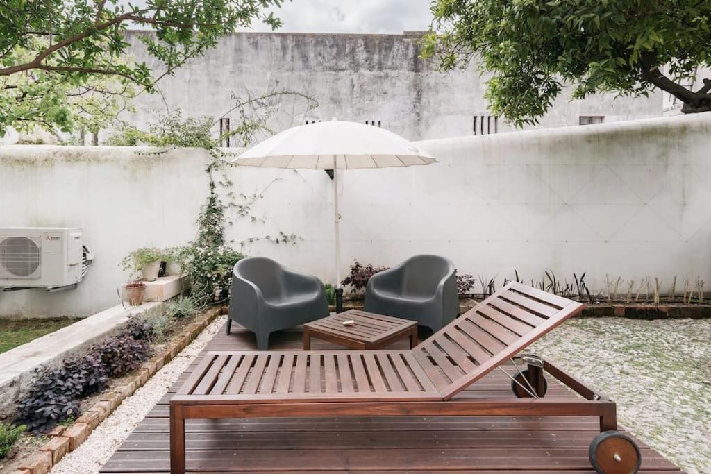 Apartamento Garden Oasis With Patio *